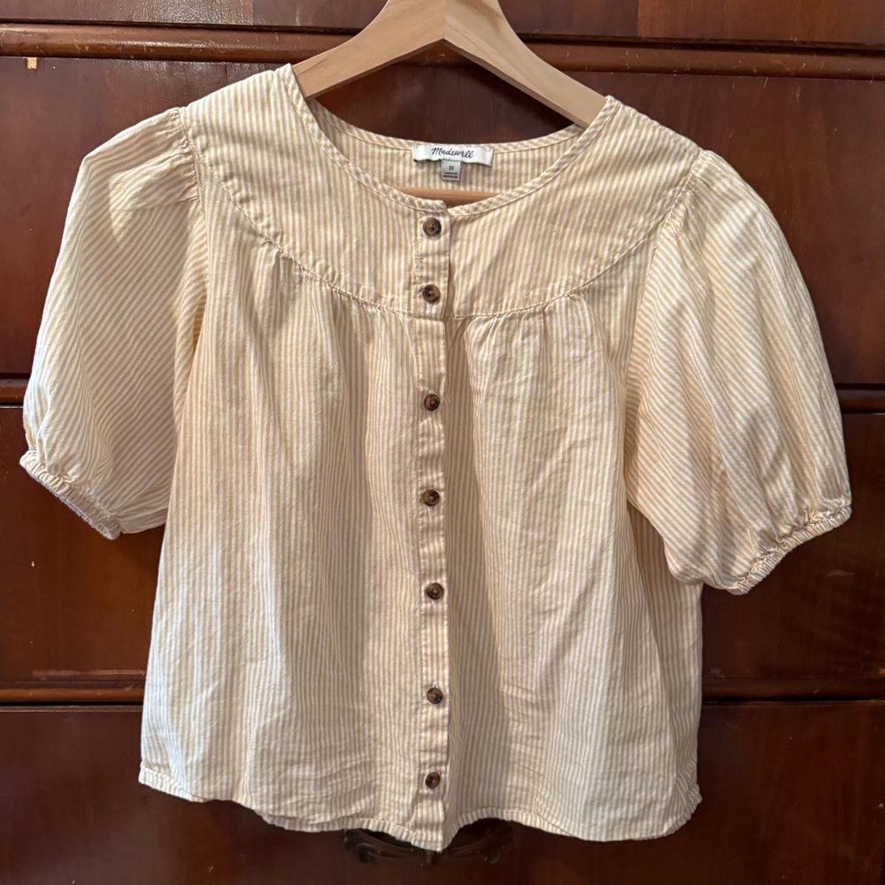 Madewell size XS pale yellow & white stripe puff sleeve button up top.